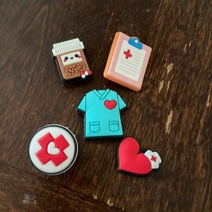 Croc nursing charms. Set of 5.